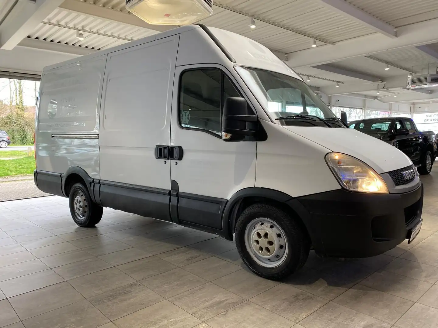 Iveco Daily 35S13 Hoch+Lang*AHK*Garantie* Blanc - 1