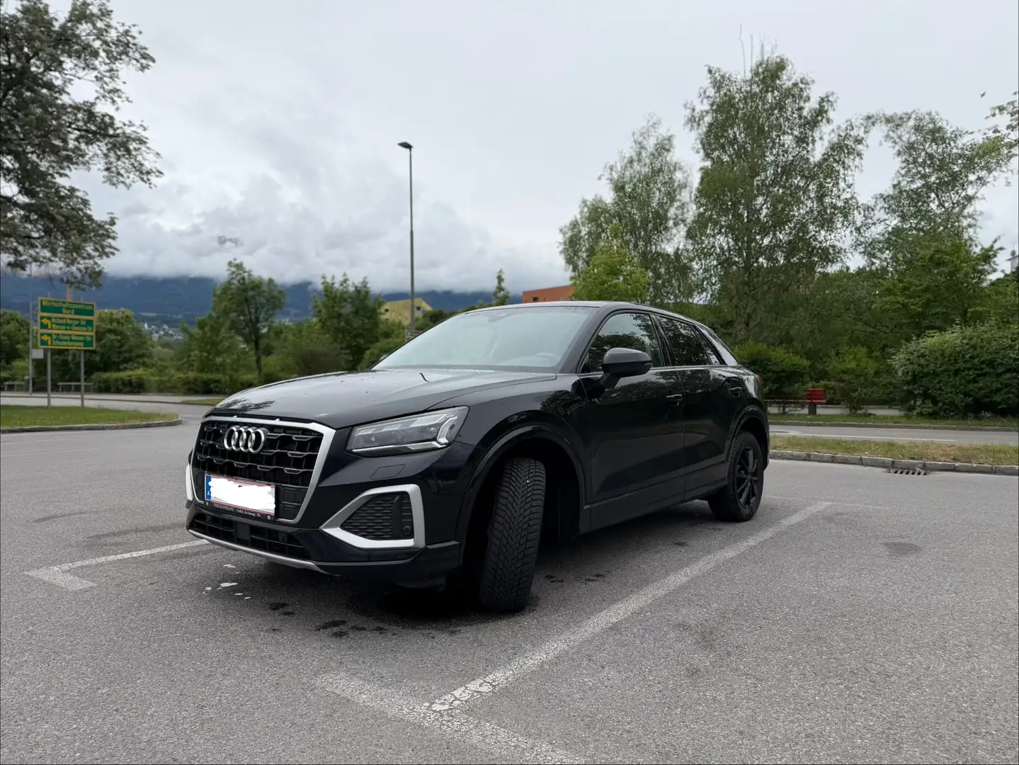 Audi Q2 Q2 30 TFSI Black & white Edition Schwarz - 2