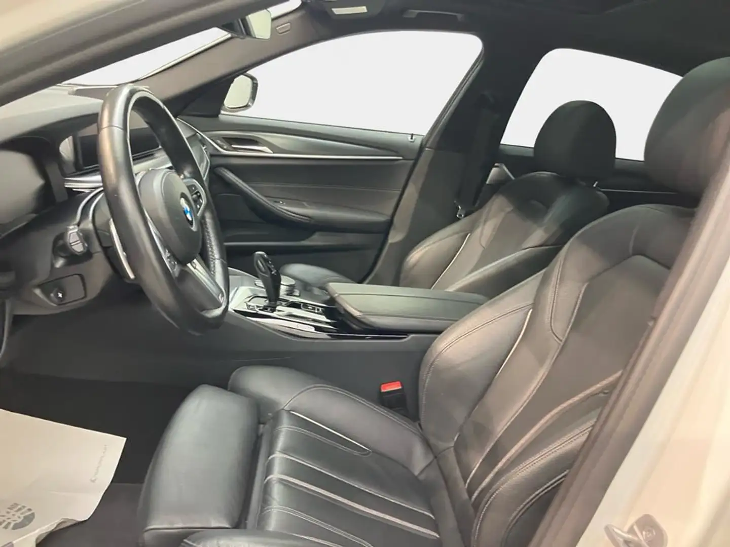 BMW 520 M Sport Weiß - 2
