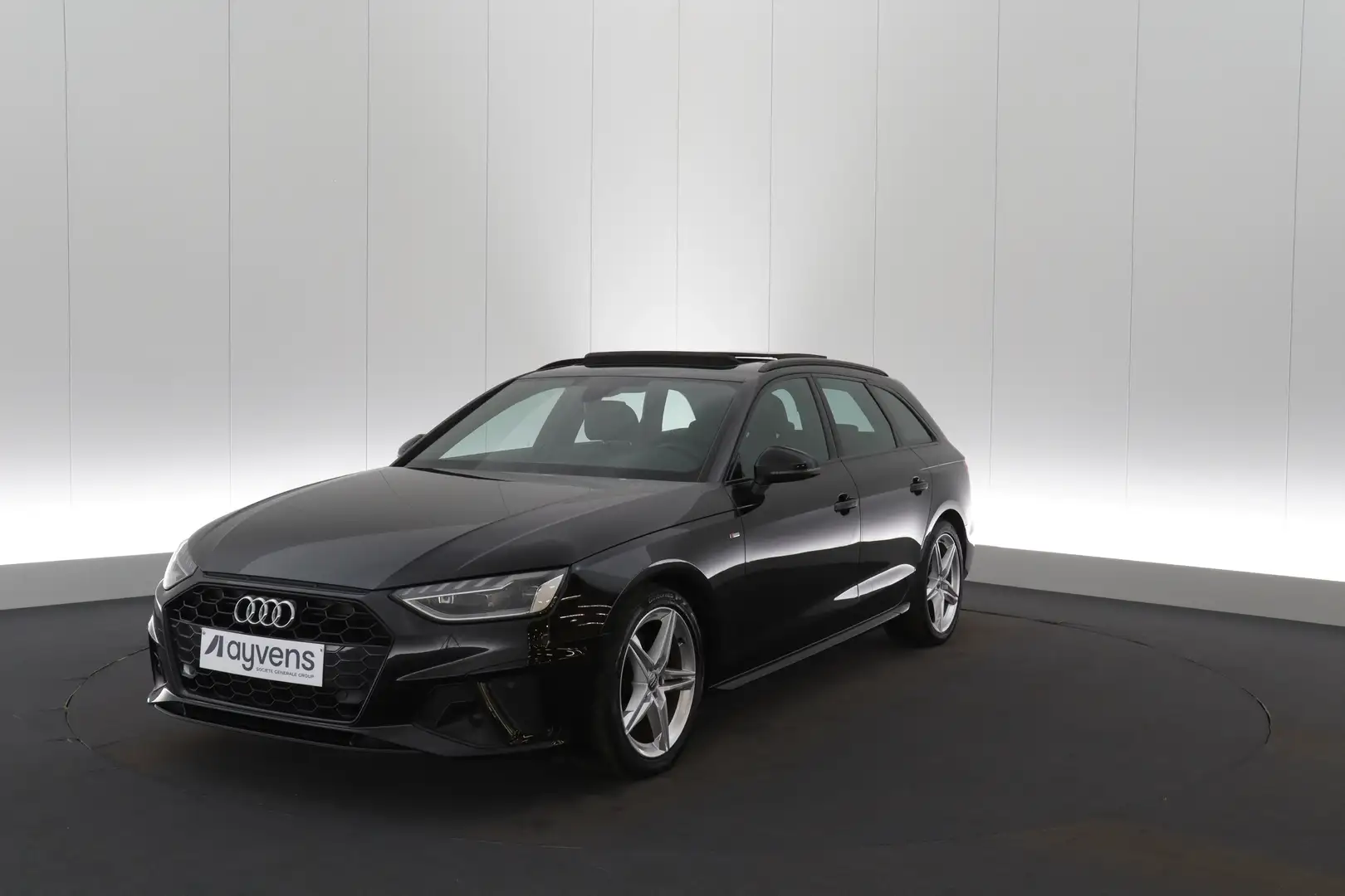 Audi A4 Avant 35 TDi S-Line S-Tronic Business Shadow LEDER Noir - 1
