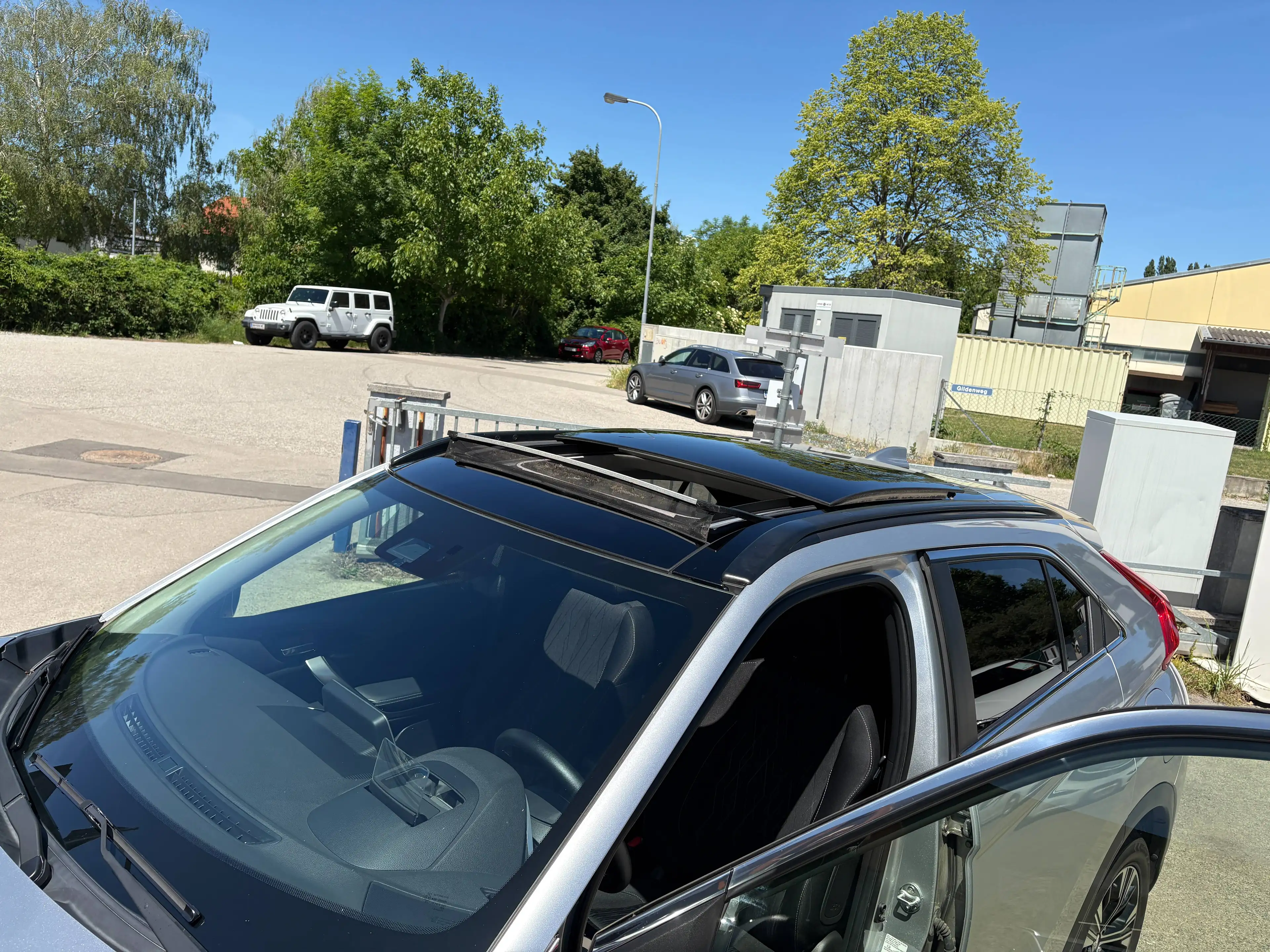 Mitsubishi Eclipse Cross 1,5 TC Intense+ First Edition — photo 8