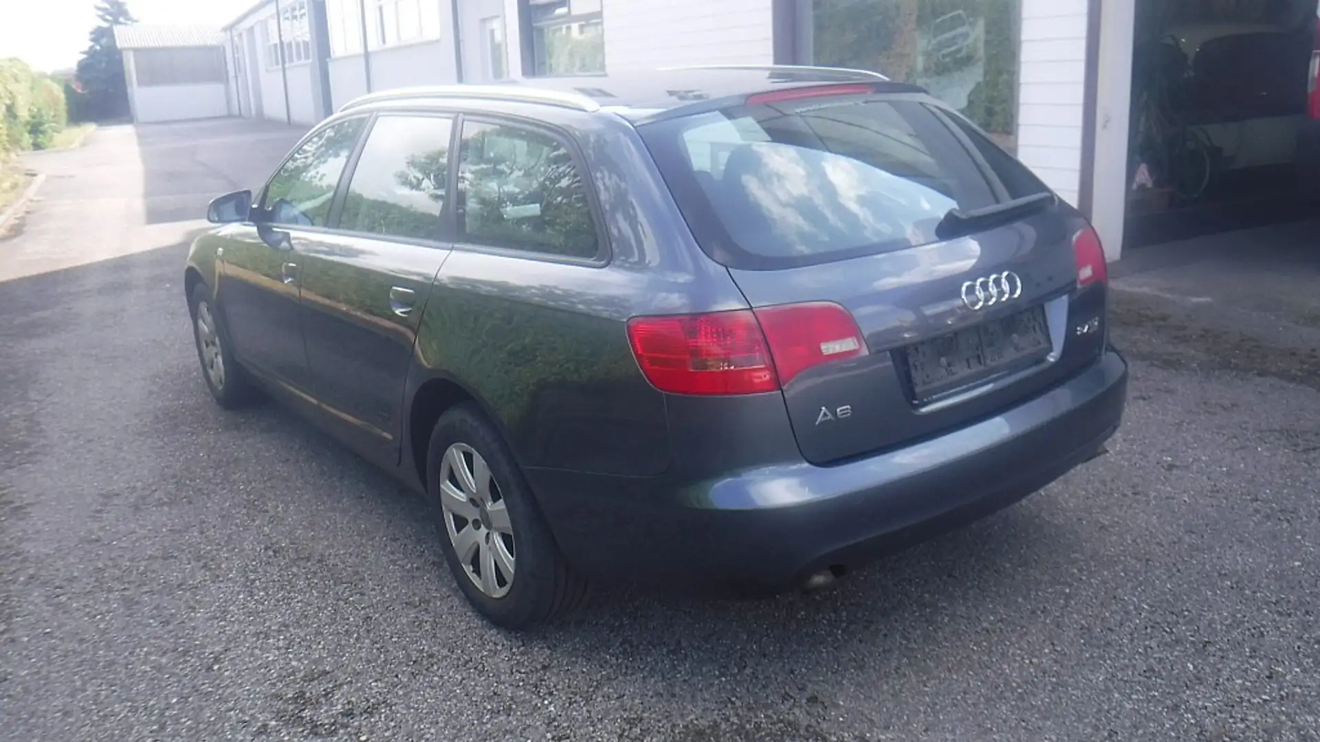 Audi A6 Avant 2,7 TDI V6 quattro DPF Tiptr. Blau - 2
