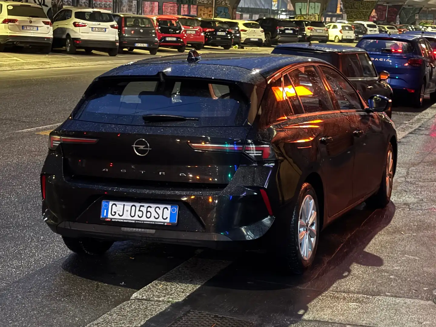 Opel Astra 1.2 Turbo Edition Nero - 1