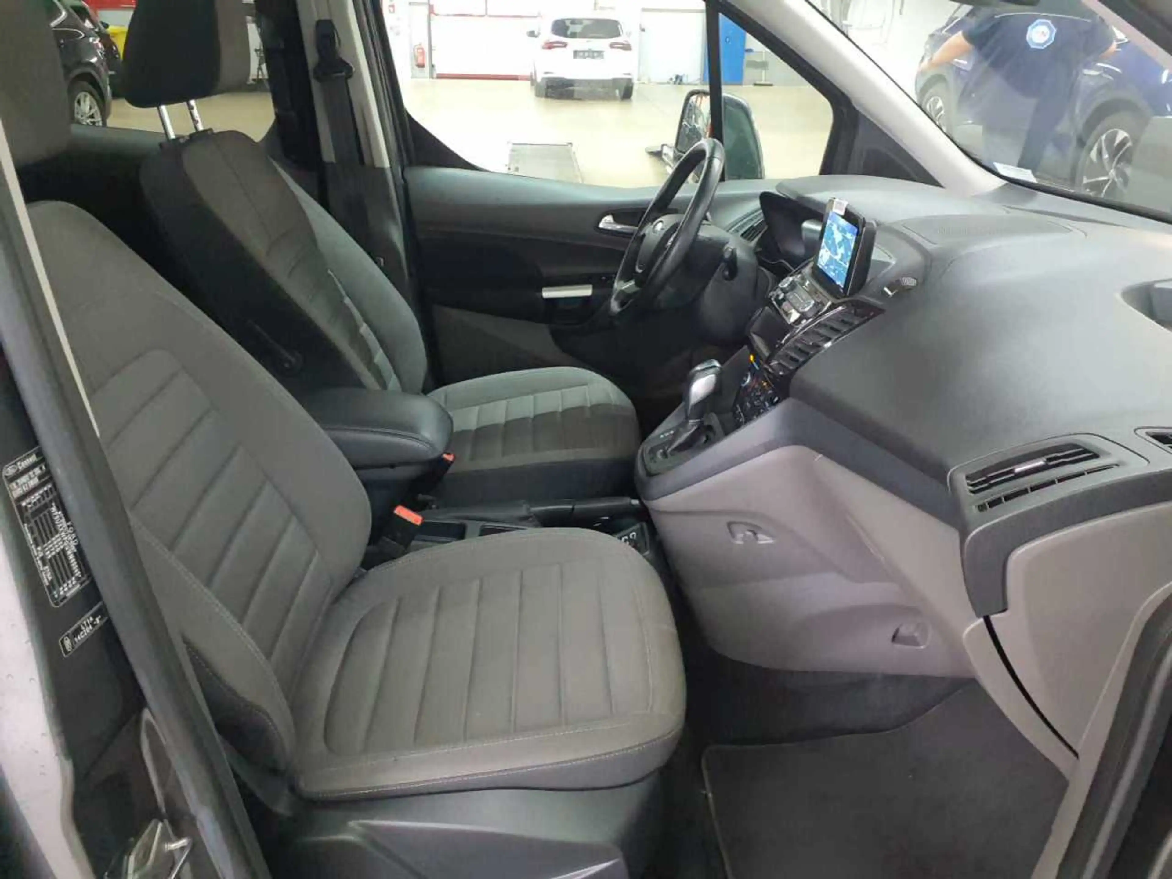 Ford Tourneo Connect Grand Tourneo Connect 1.5 EB Aut. Titanium — photo 7