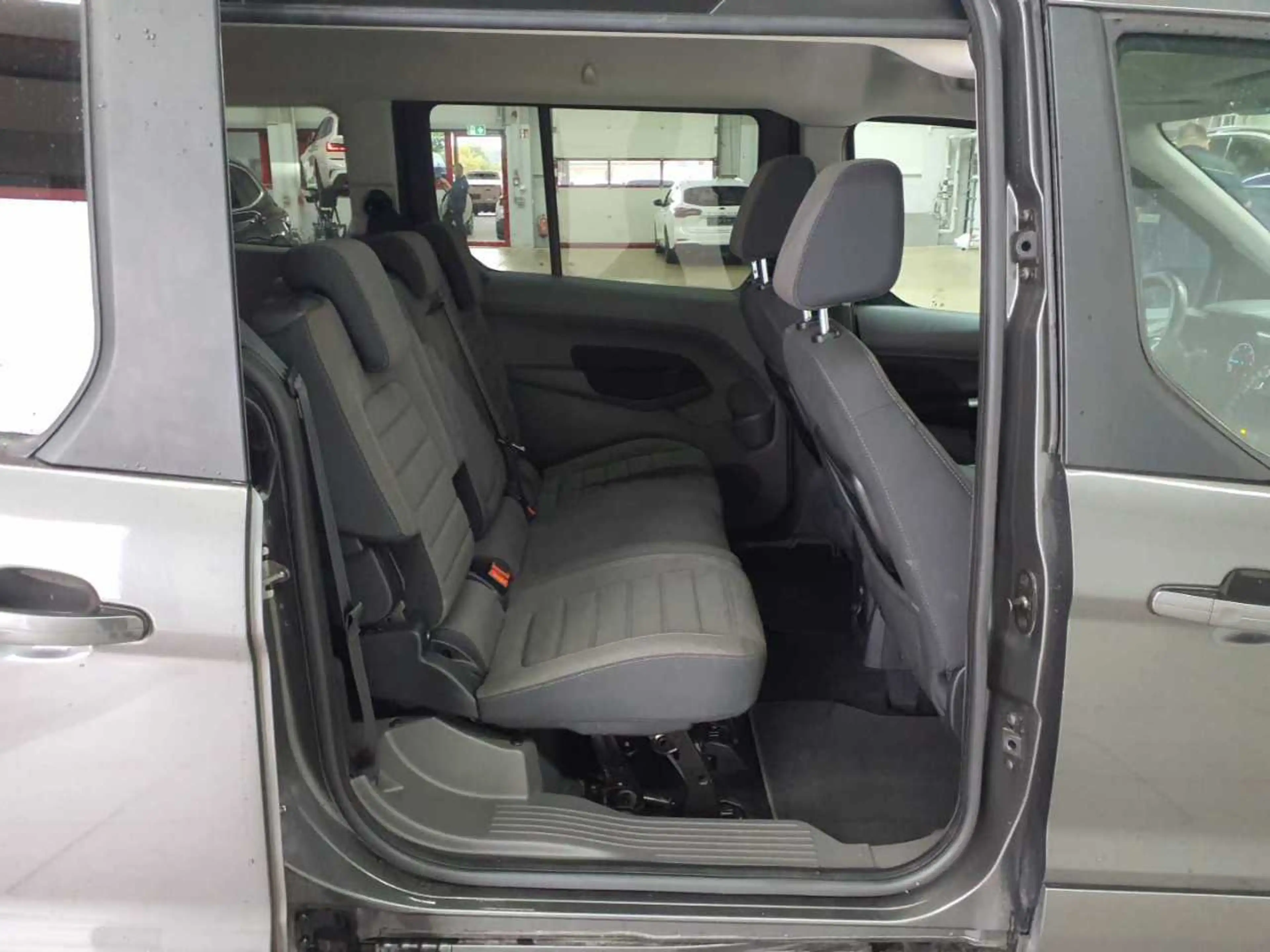 Ford Tourneo Connect Grand Tourneo Connect 1.5 EB Aut. Titanium — photo 13