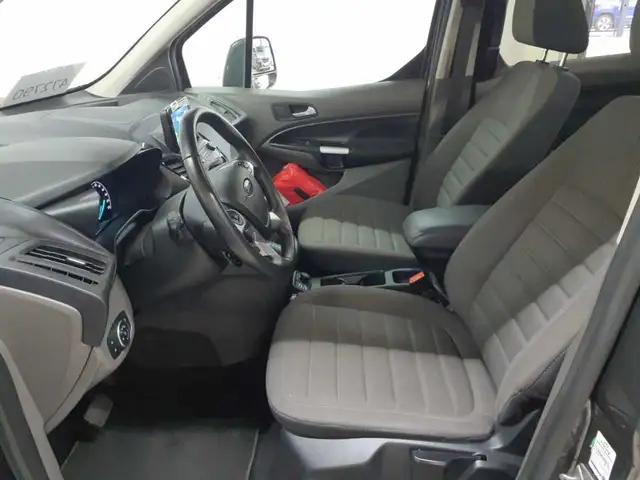 Ford Tourneo Connect view 8
