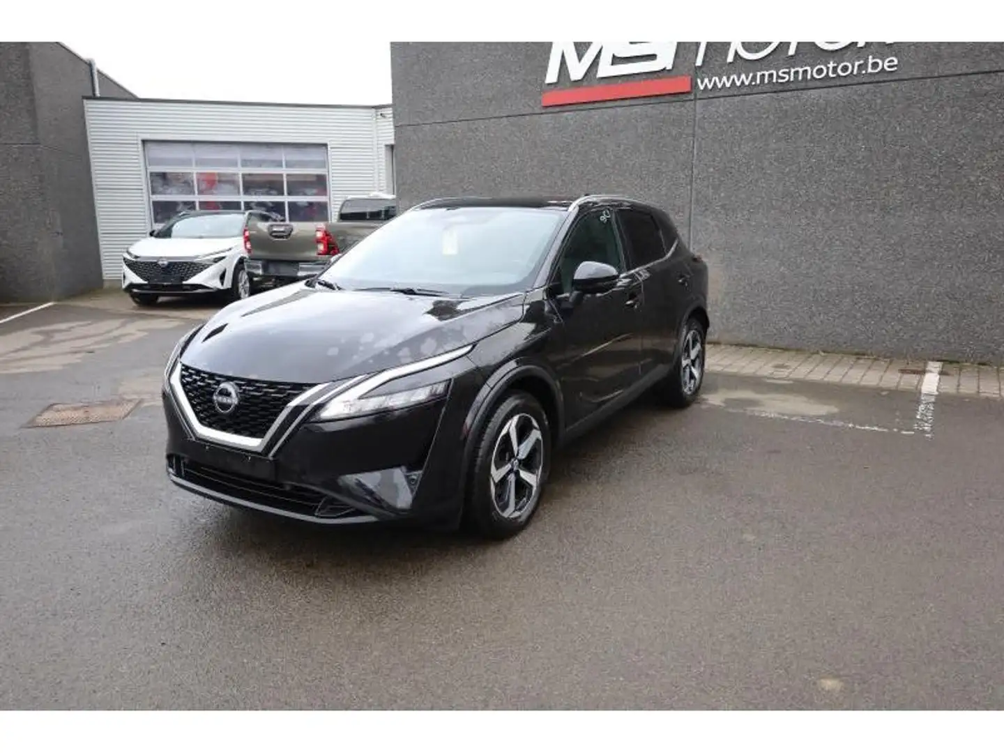 Nissan Qashqai Mild-Hybrid 140 N-CONNECTA 2WD Zwart - 1