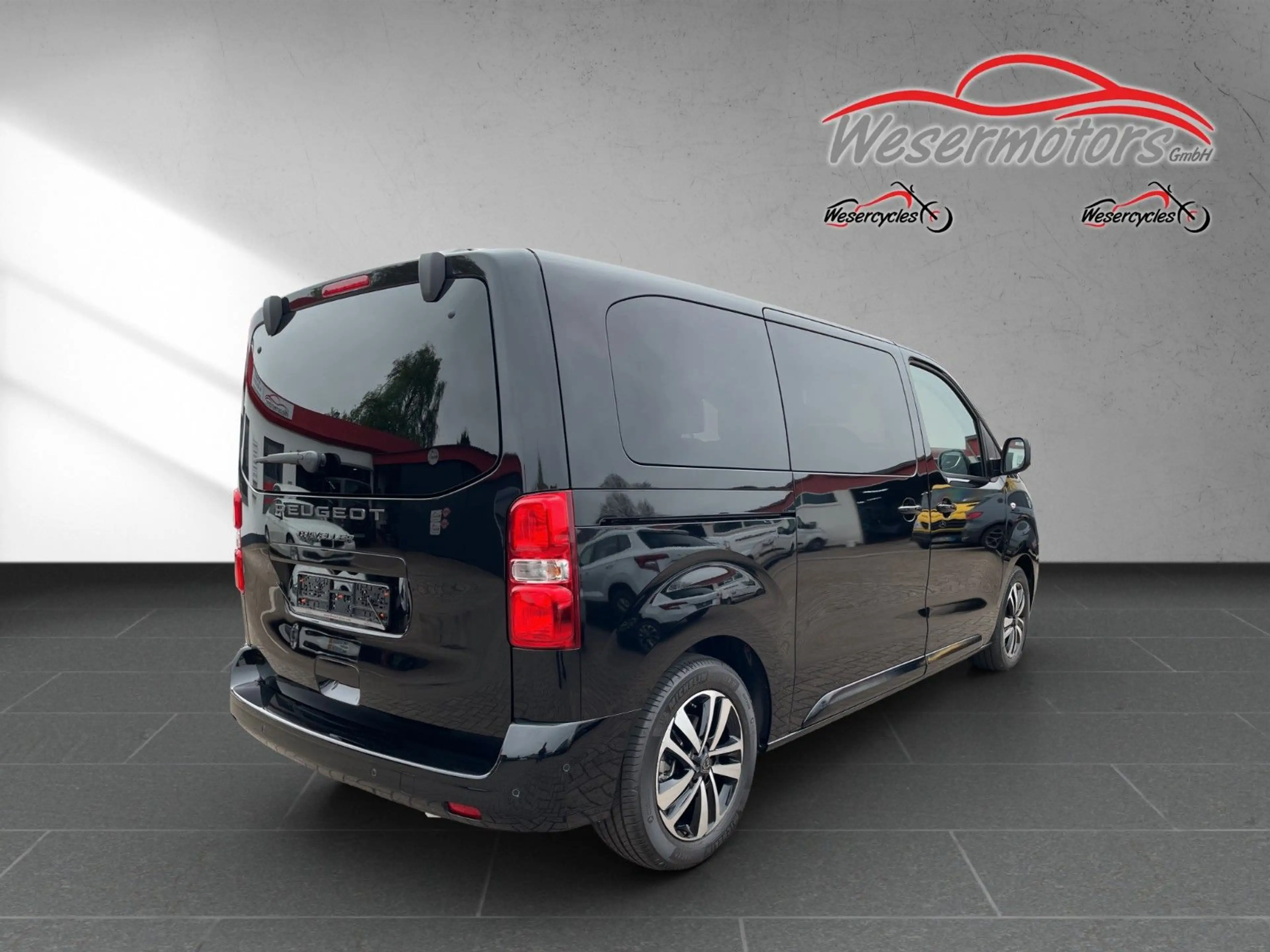 Peugeot Traveller Allure L2 / Panoramadach / AHK — photo 4