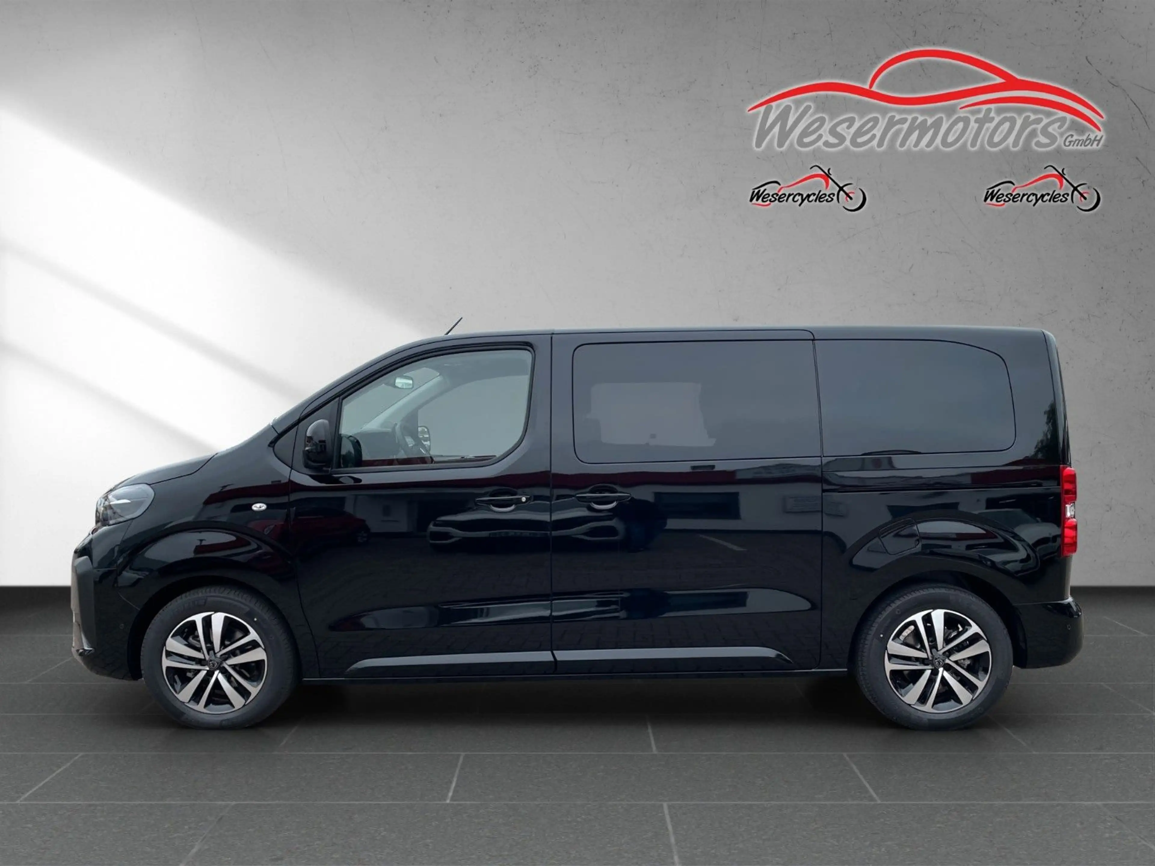 Peugeot Traveller Allure L2 / Panoramadach / AHK — photo 2