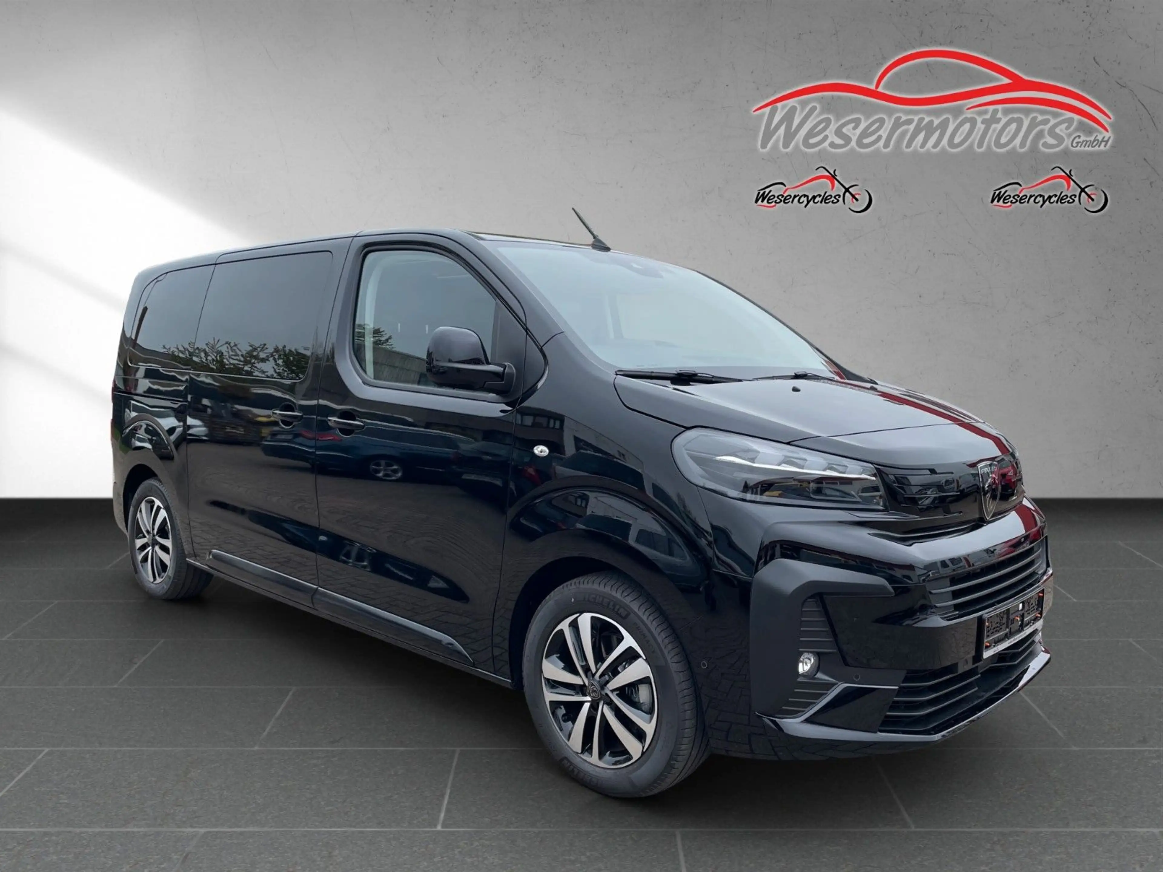 Peugeot Traveller Allure L2 / Panoramadach / AHK — photo 7