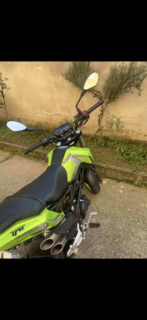 Benelli TNT 125 Limited Edition - 2