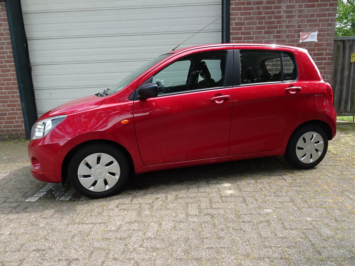Suzuki Celerio 1.0 Comfort/5deurs, 20500km Roşu - 2