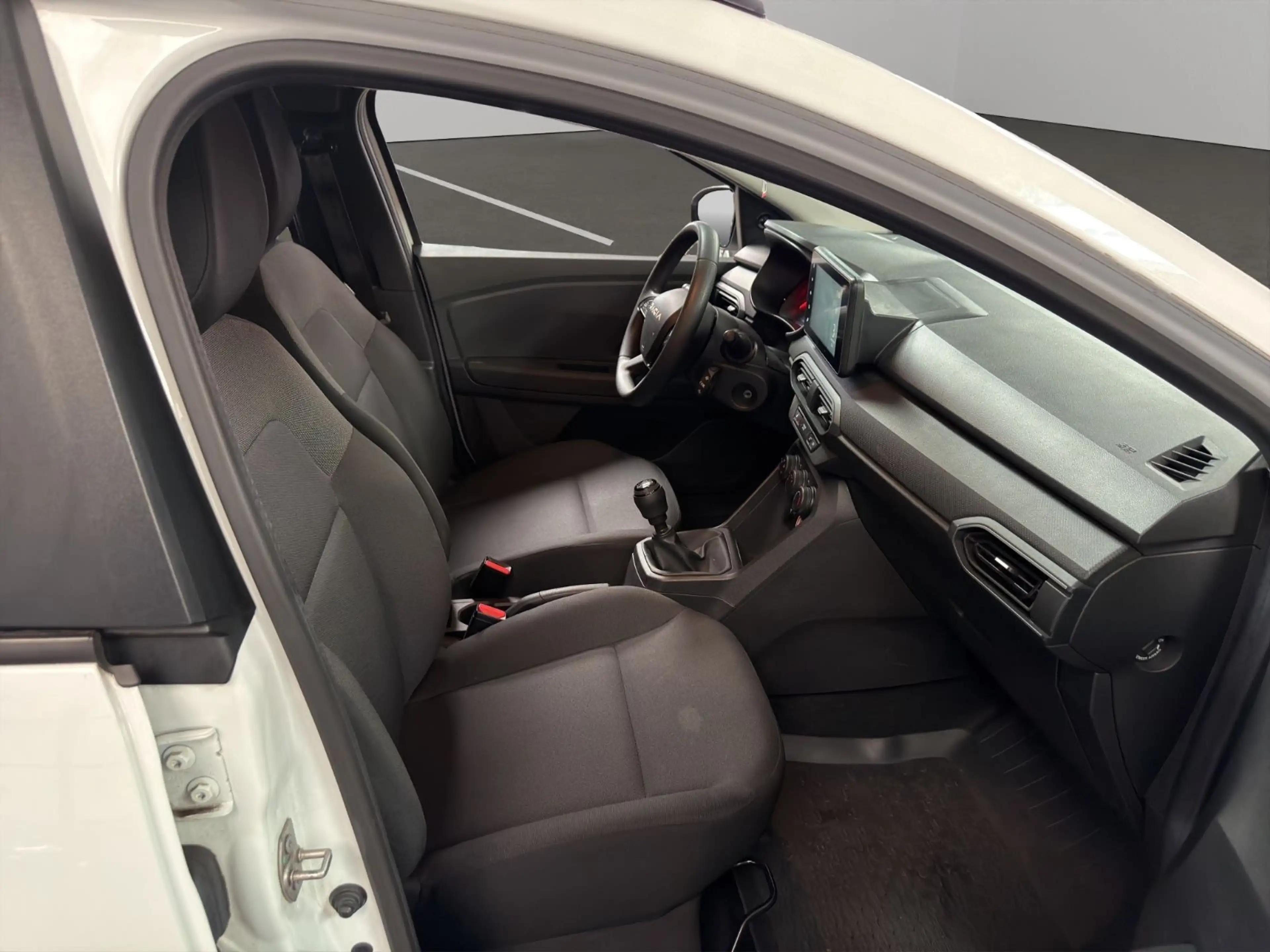 Dacia Jogger Essential 1.HAND/SCHECKHEFT/TÜV NEU/KLIMA — photo 13