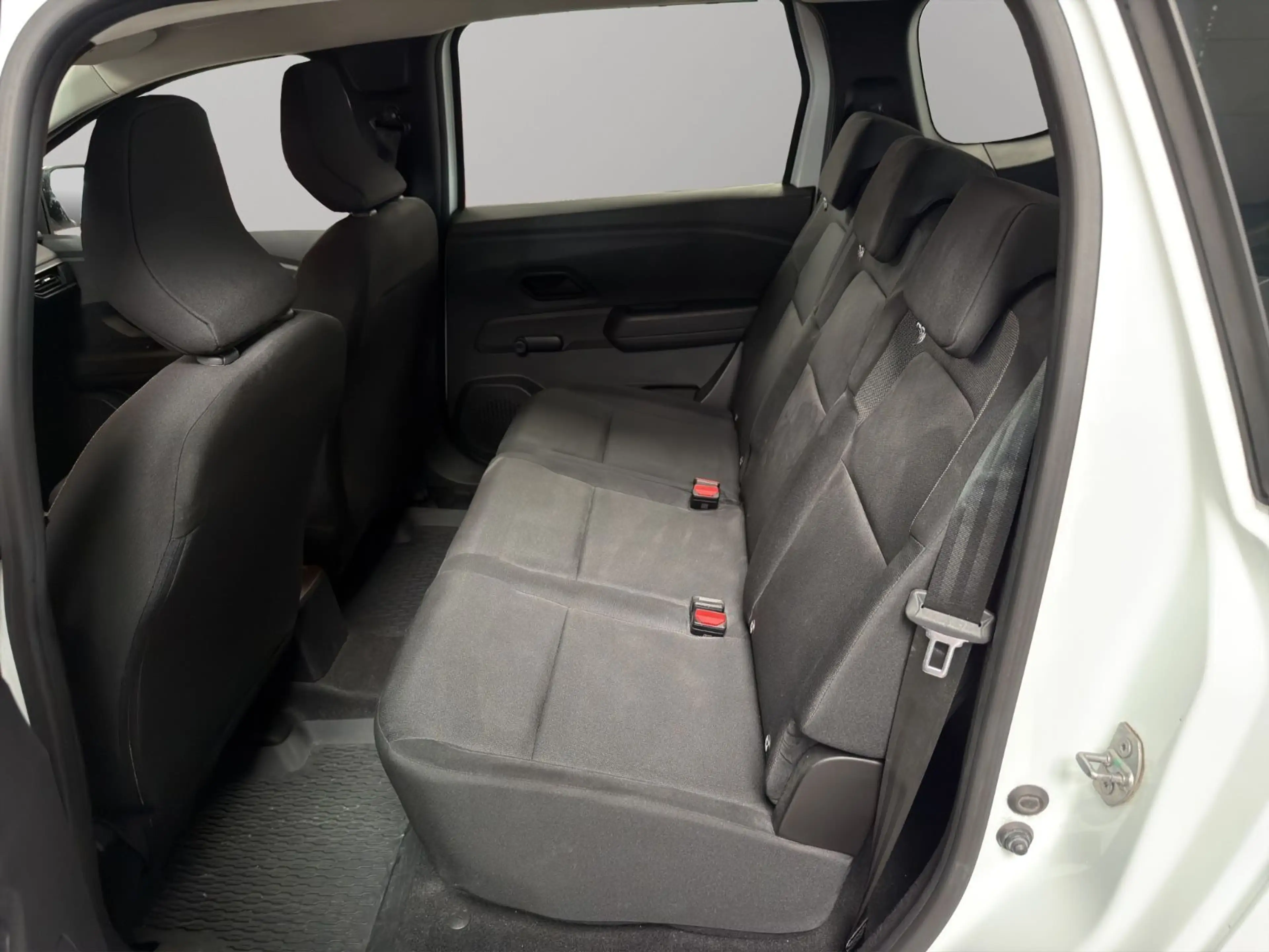Dacia Jogger Essential 1.HAND/SCHECKHEFT/TÜV NEU/KLIMA — photo 14