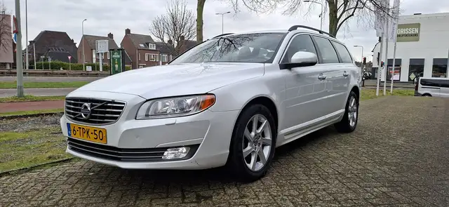 Volvo V70 1.6 T4 Nordic+ voll. onderhouden + vol opties!
