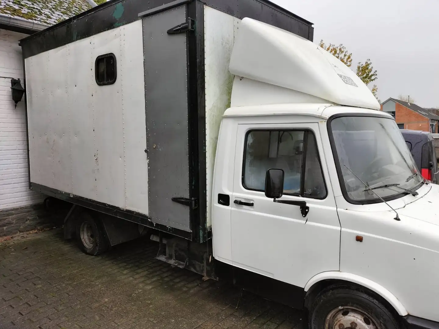 DAF 400 Diesel 2.500 CC de 1993 avec 147.000 km Blanc - 2