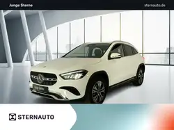 Mercedes-Benz GLA 180 GLA 180 Progressive AHK Totwinkel Apple CarPlay