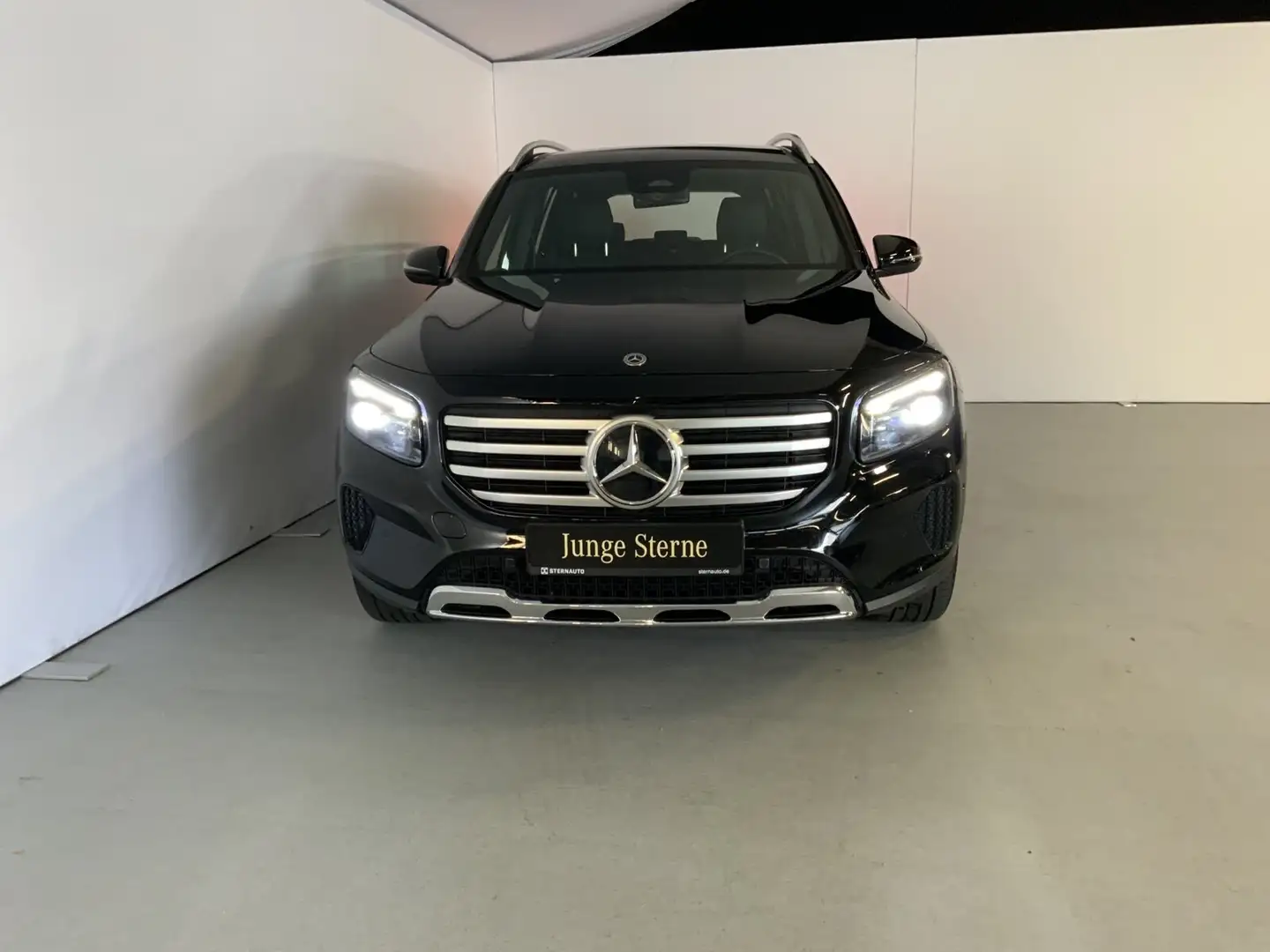 Mercedes-Benz GLB 200 GLB 200 d Progressive Navi/Pano.-Dach/Distronic Schwarz - 2