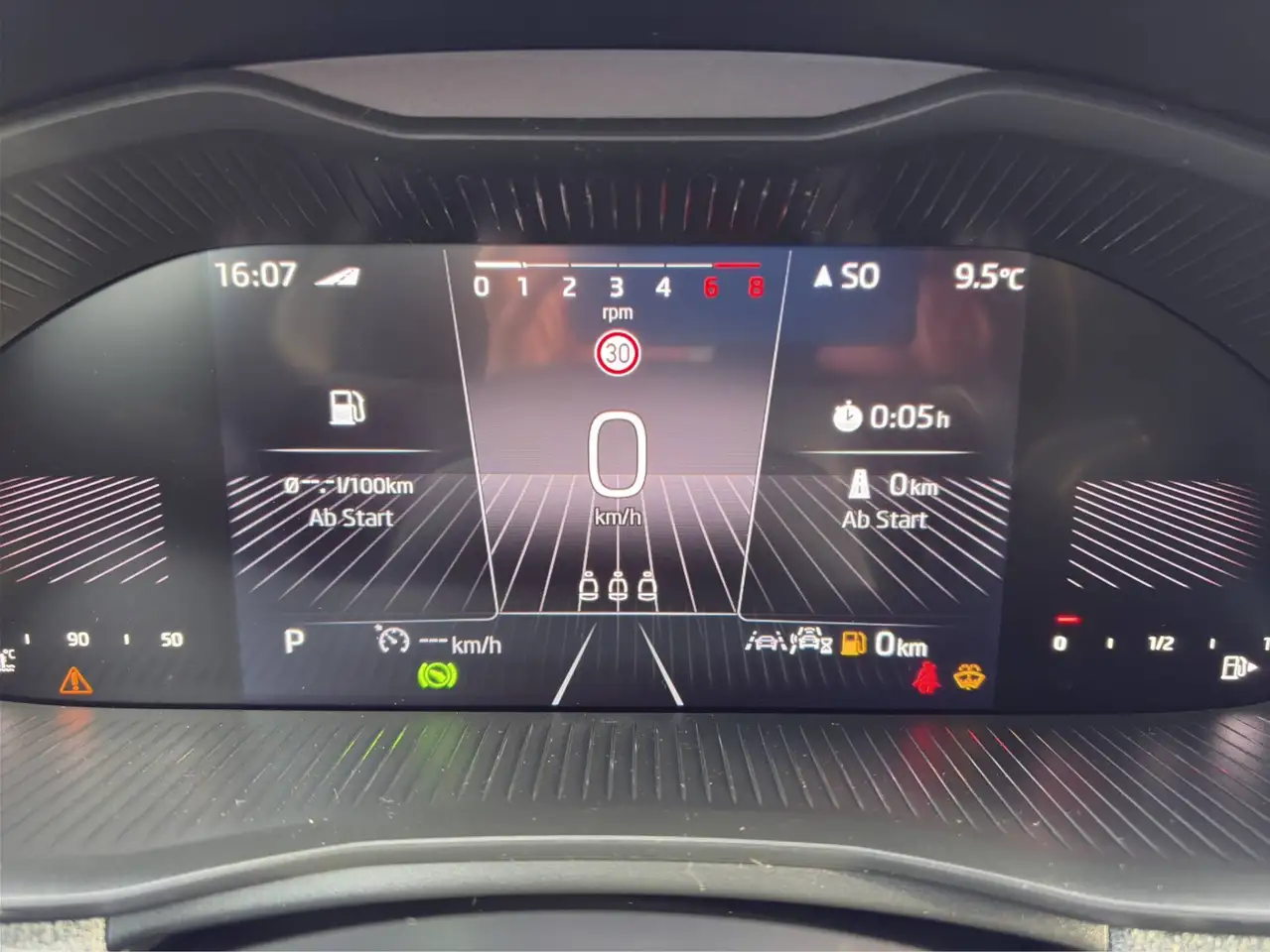 Skoda Kamiq 1.0TSI DSG SELECTION+AHK+RFK+KESSY+LENKRADH., миниатюра 11