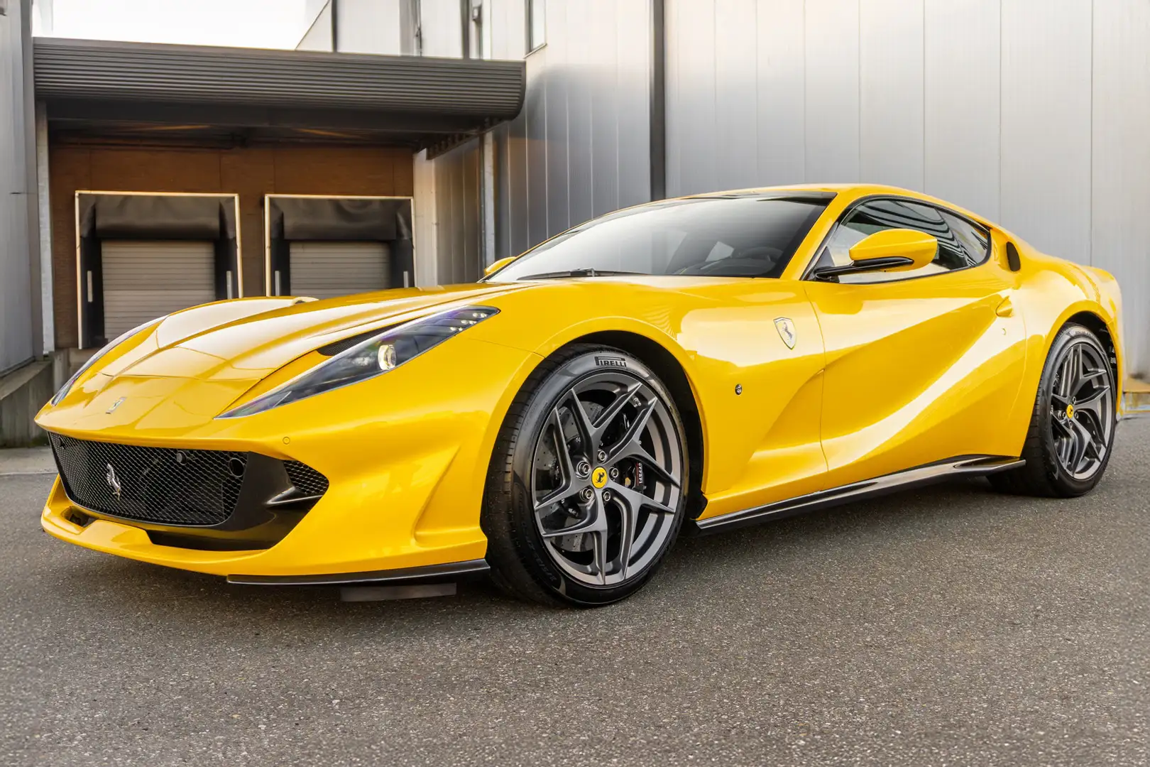 Ferrari 812 Superfast - Atelier - Giallo Triplo Strato Жовтий - 2