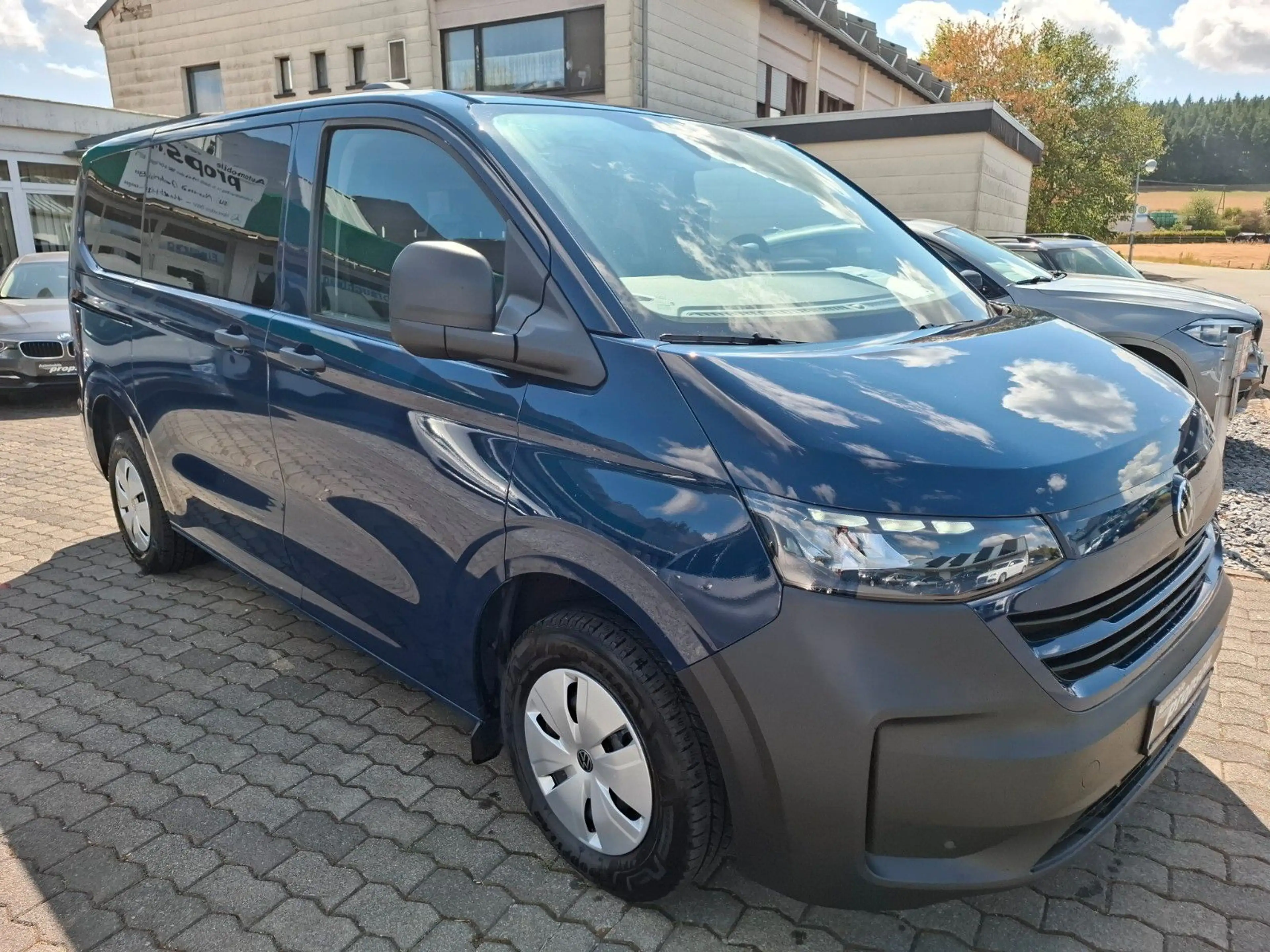 Volkswagen T7 Caravelle 2.0 TDI APP KAMERA LED KLIMA — photo 2