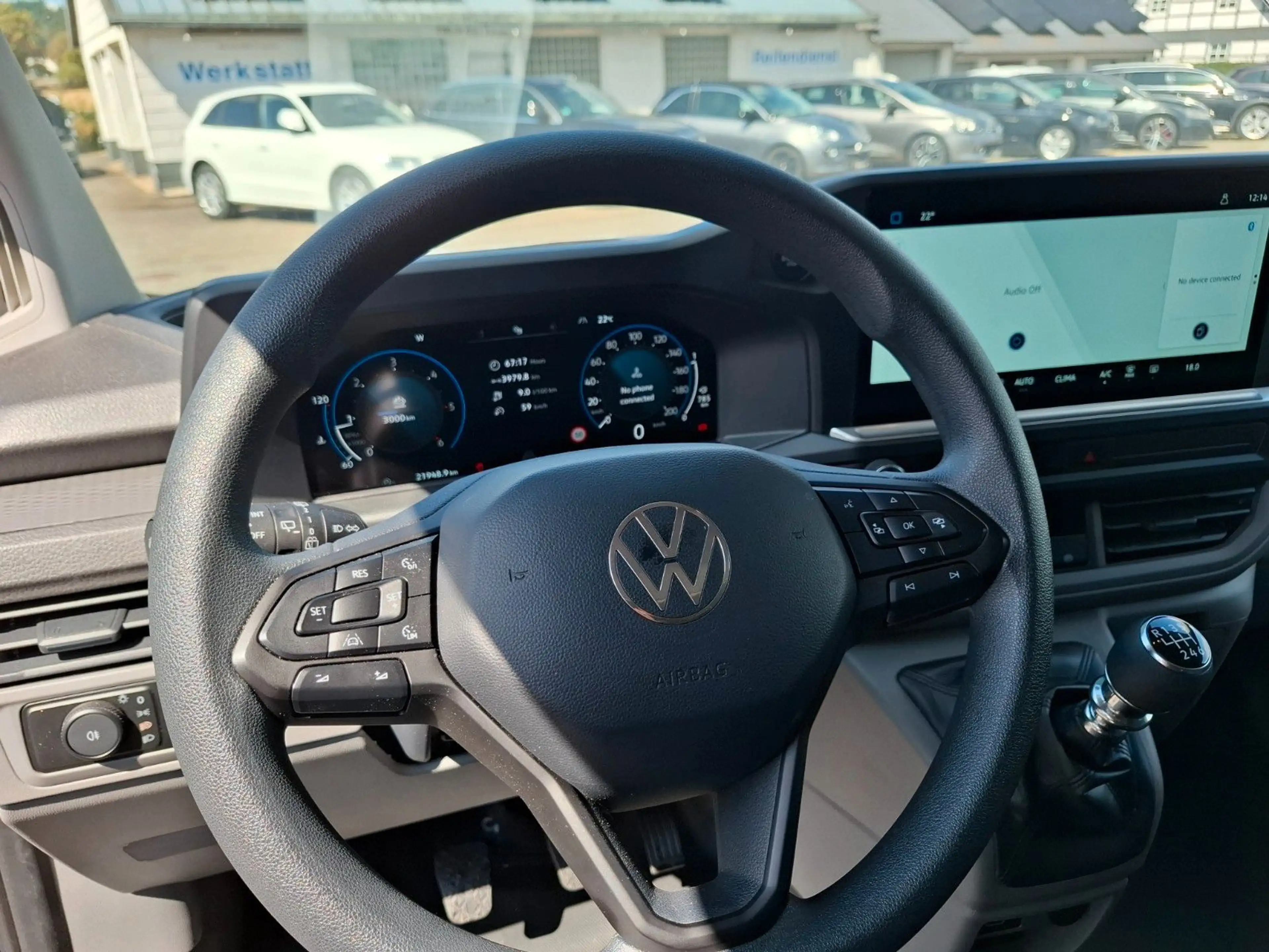 Volkswagen T7 Caravelle 2.0 TDI APP KAMERA LED KLIMA — photo 8