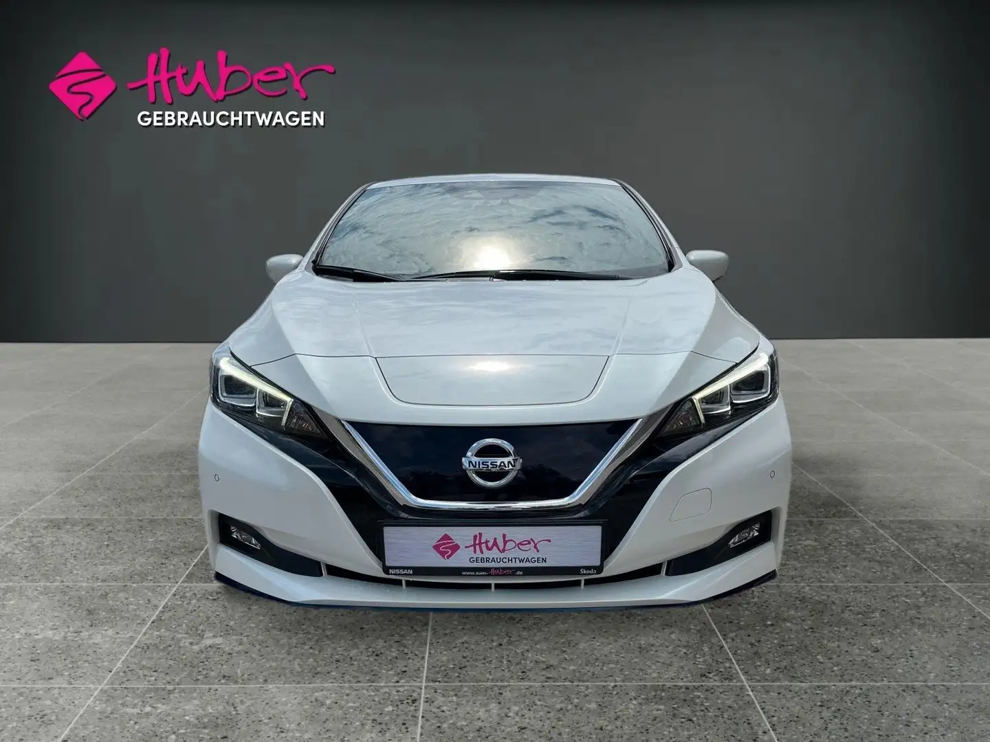 Nissan Leaf TEKNA 62 kWh (* AUTOMATIK * BOSE * NAVI *) Blanc - 2