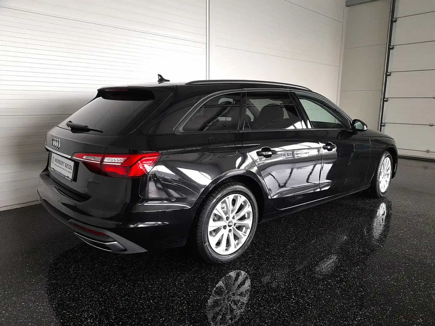 Audi A4 Avant 35 TDI S-tr. *LED & FERNLICHTASSIST / NAV... Schwarz - 2