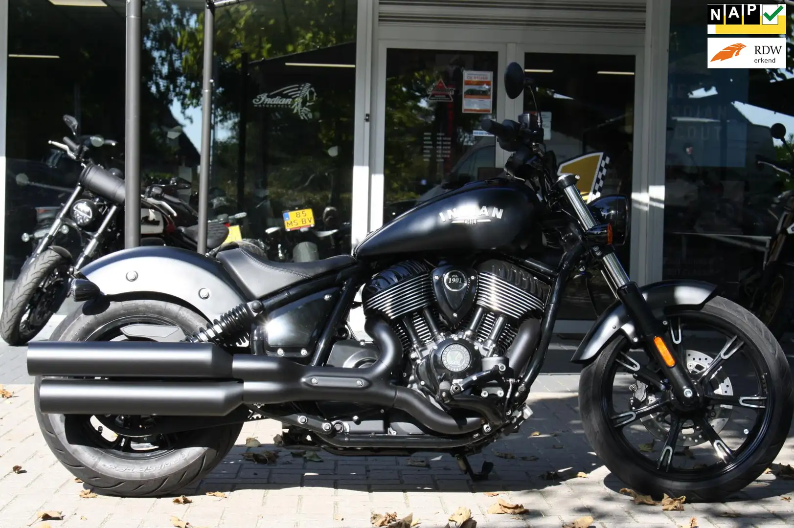 Indian Chief Chopper 116 Dark Horse, 24 Maanden Garantie, Inrui Zwart - 1