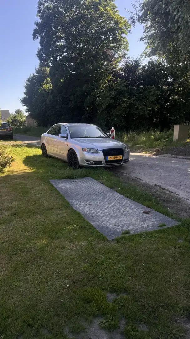 Audi A4 1.8 T multitronic 220 pk - 1