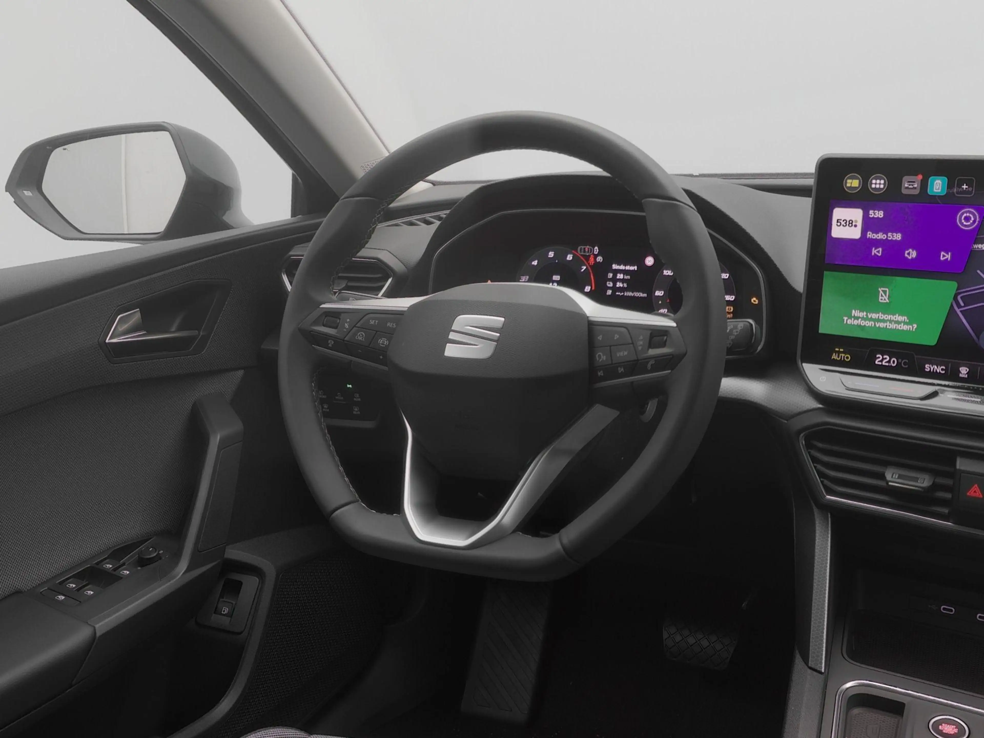 SEAT Leon e-Hybrid Sportstourer 1.5 TSI Business Style 204pk | Lage f — photo 7