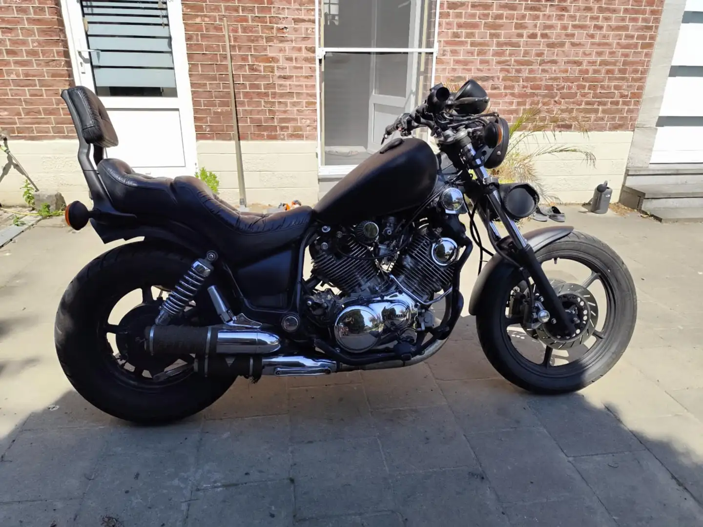 Yamaha XV 750 Negru - 1