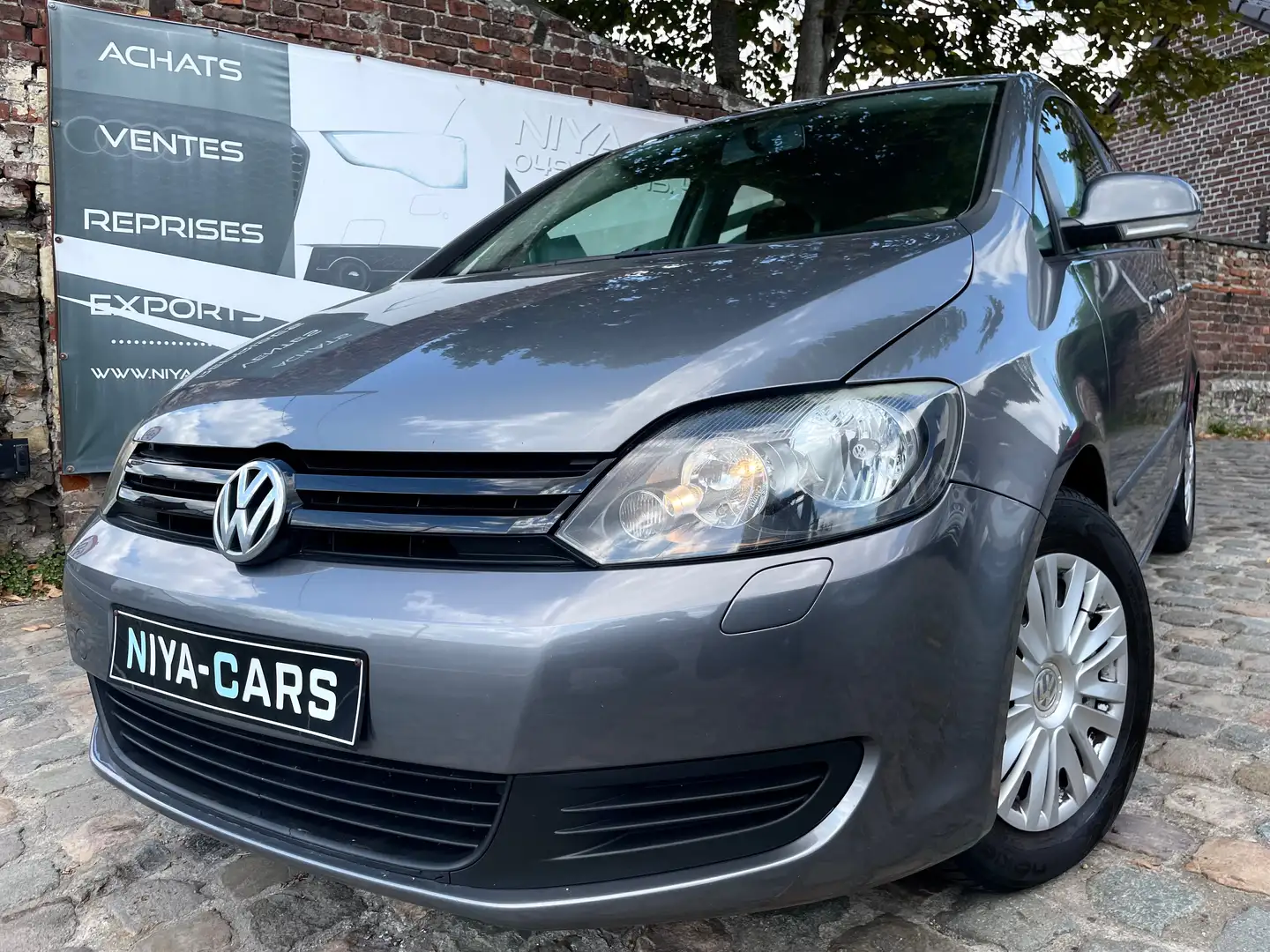 Volkswagen Golf Plus Golf Plus 1.6 CR TDi Trendline DPF Grau - 1