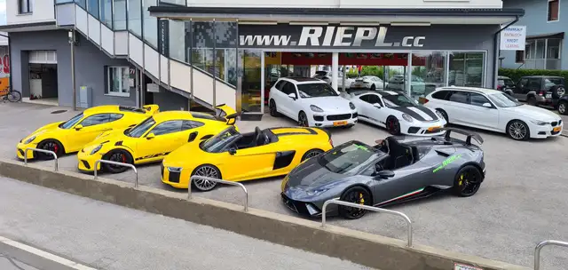 Porsche 992 GT3 RS Neuwagen 2/25 Clubsport Carbon Leder Lift Ansicht 39