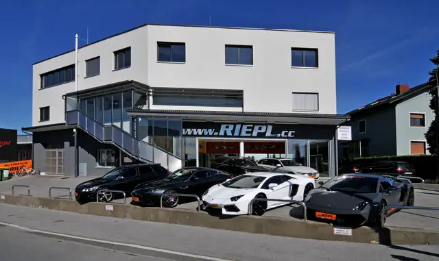 Porsche 992 GT3 RS Neuwagen 2/25 Clubsport Carbon Leder Lift Ansicht 43