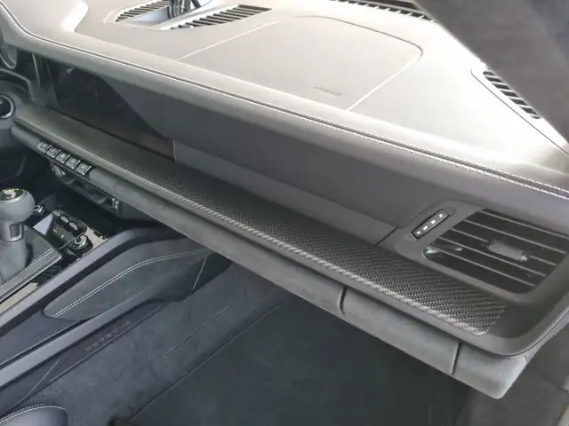 Porsche 992 GT3 RS Neuwagen 2/25 Clubsport Carbon Leder Lift Ansicht 17