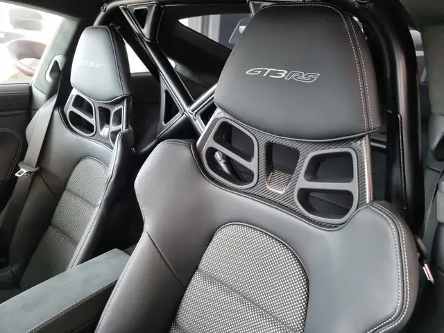 Porsche 992 GT3 RS Neuwagen 2/25 Clubsport Carbon Leder Lift Ansicht 13