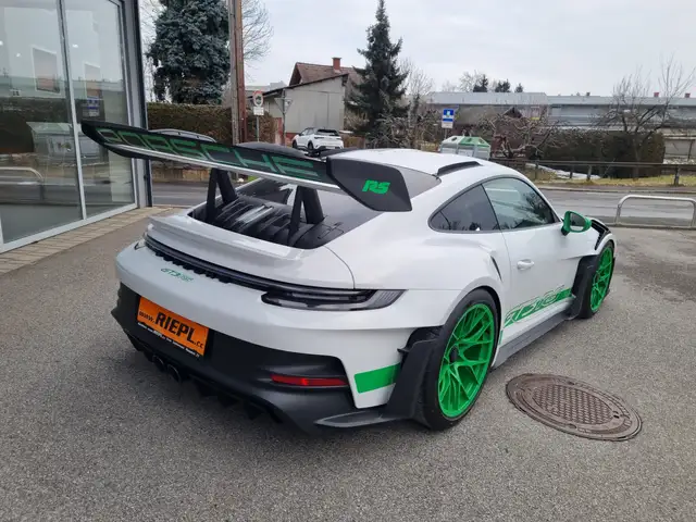 Porsche 992 GT3 RS Neuwagen 2/25 Clubsport Carbon Leder Lift Ansicht 30