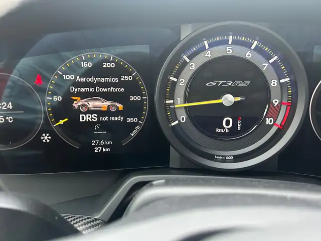 Porsche 992 GT3 RS Neuwagen 2/25 Clubsport Carbon Leder Lift Ansicht 11
