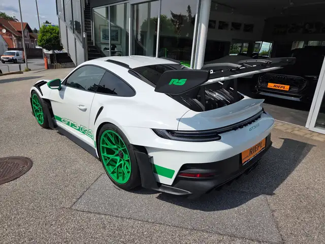 Porsche 992 GT3 RS Neuwagen 2/25 Clubsport Carbon Leder Lift Ansicht 31