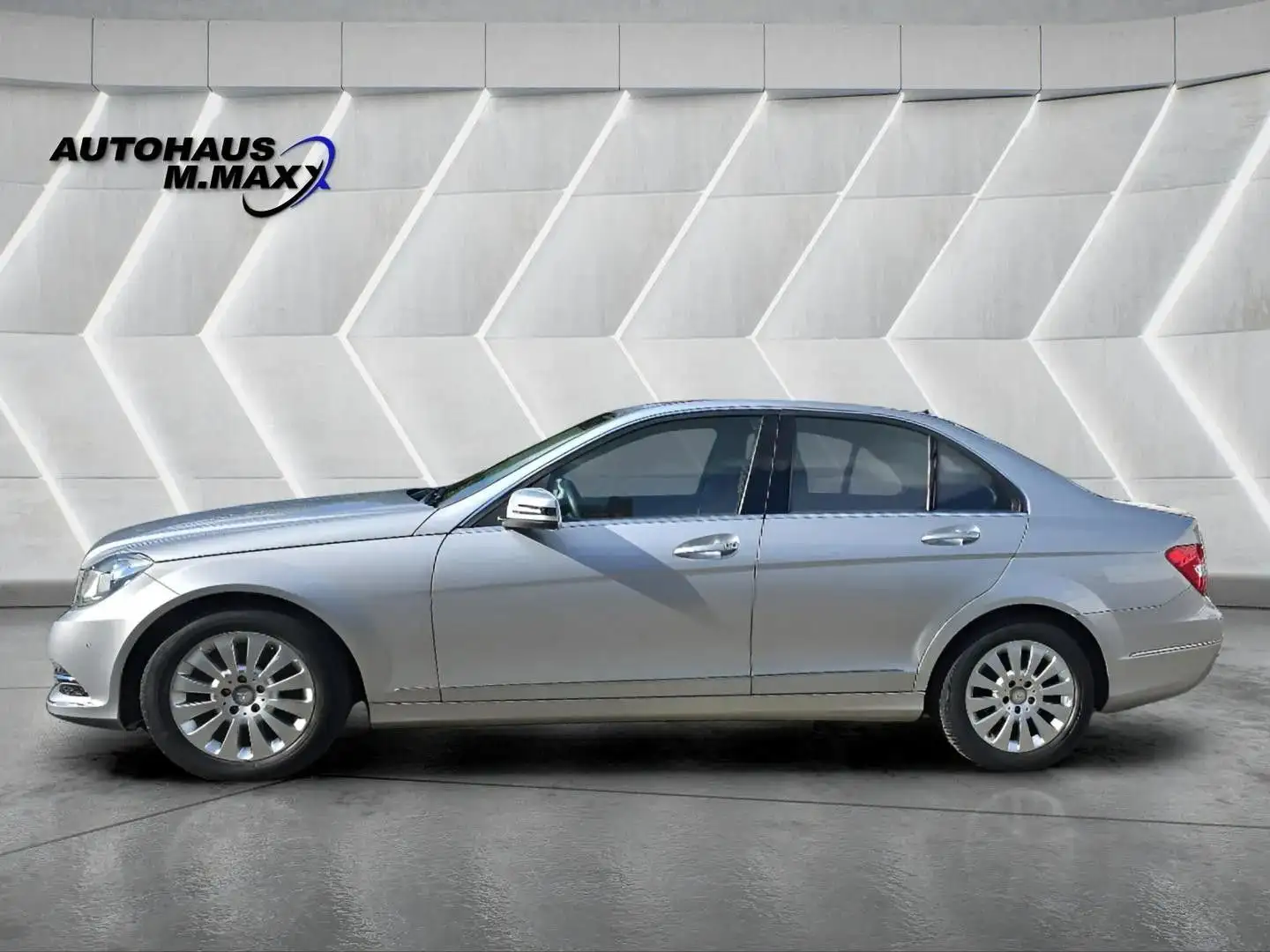 Mercedes-Benz C 180 CGI Lim. Elegance Navi Schiebedach PDC LED Silber - 2