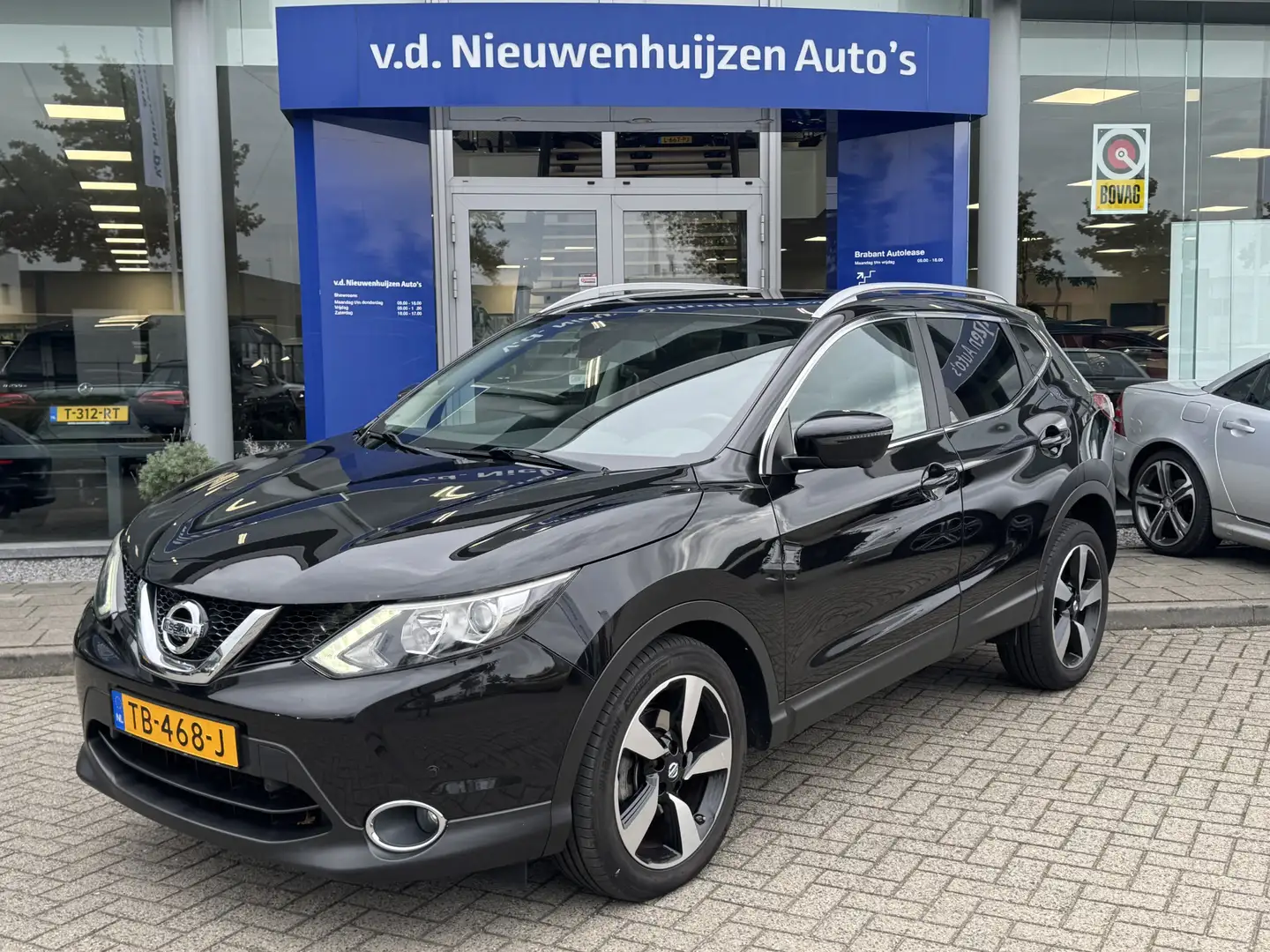 Nissan Qashqai 1.6 N-Connecta Navigatie | LED | 360 Camera | Blue Noir - 1