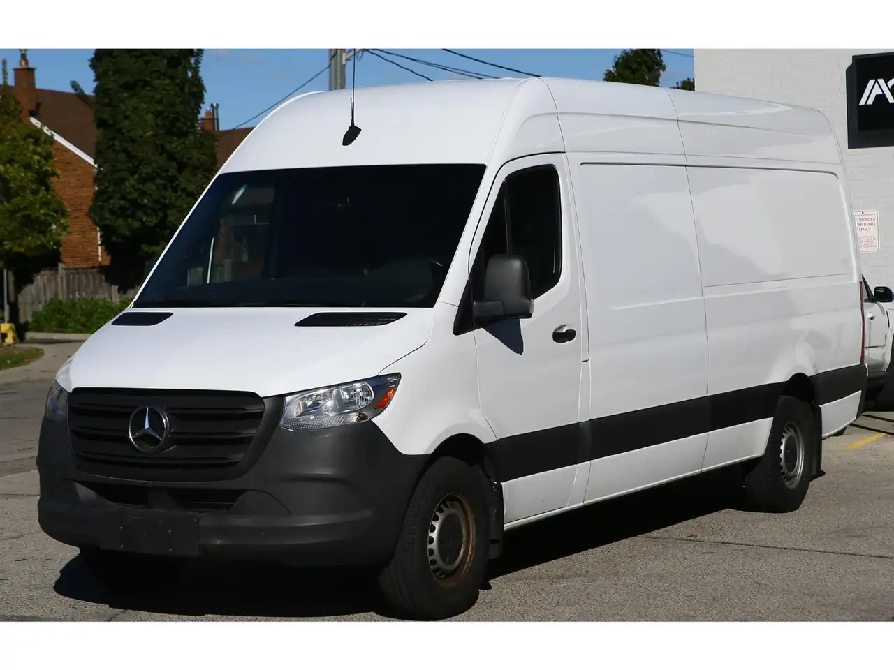 Mercedes-Benz Sprinter снимка Mercedes-Benz Sprinter