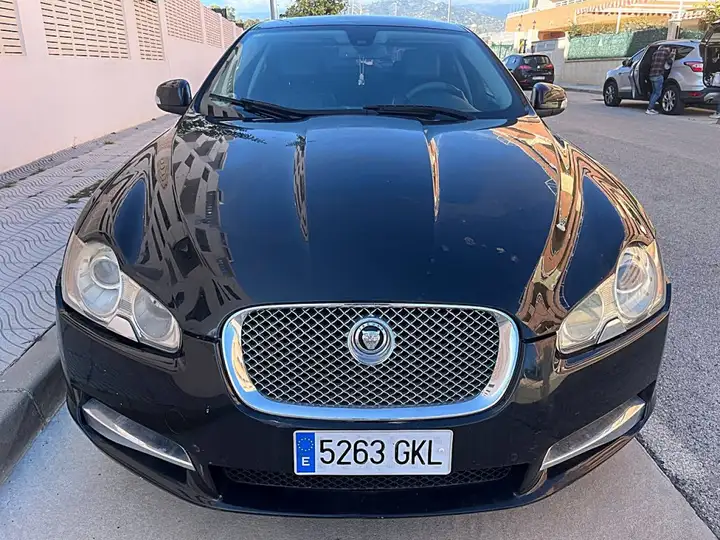 Jaguar XF 2.7D V6 Premium Luxury 2009, foto 18