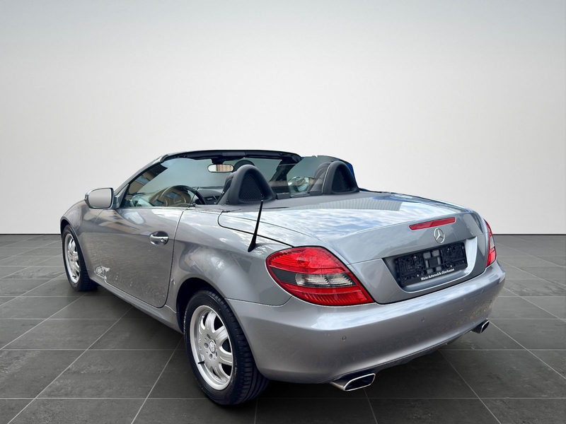 Mercedes-Benz SLK 200 Kompressor*LEDER*PDC*SHZ*AIRSCARF — photo 3
