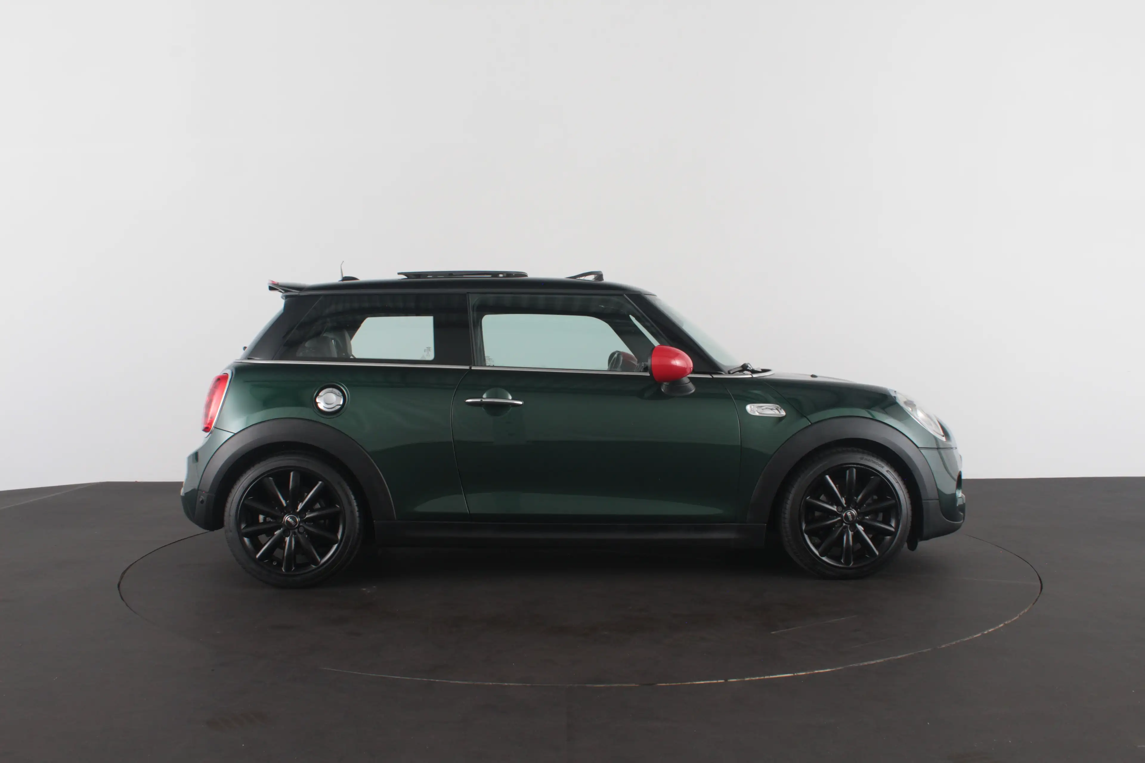 MINI Cooper S 2.0 Chili Serious Business  Head-up/Pano.schuif/H — photo 13