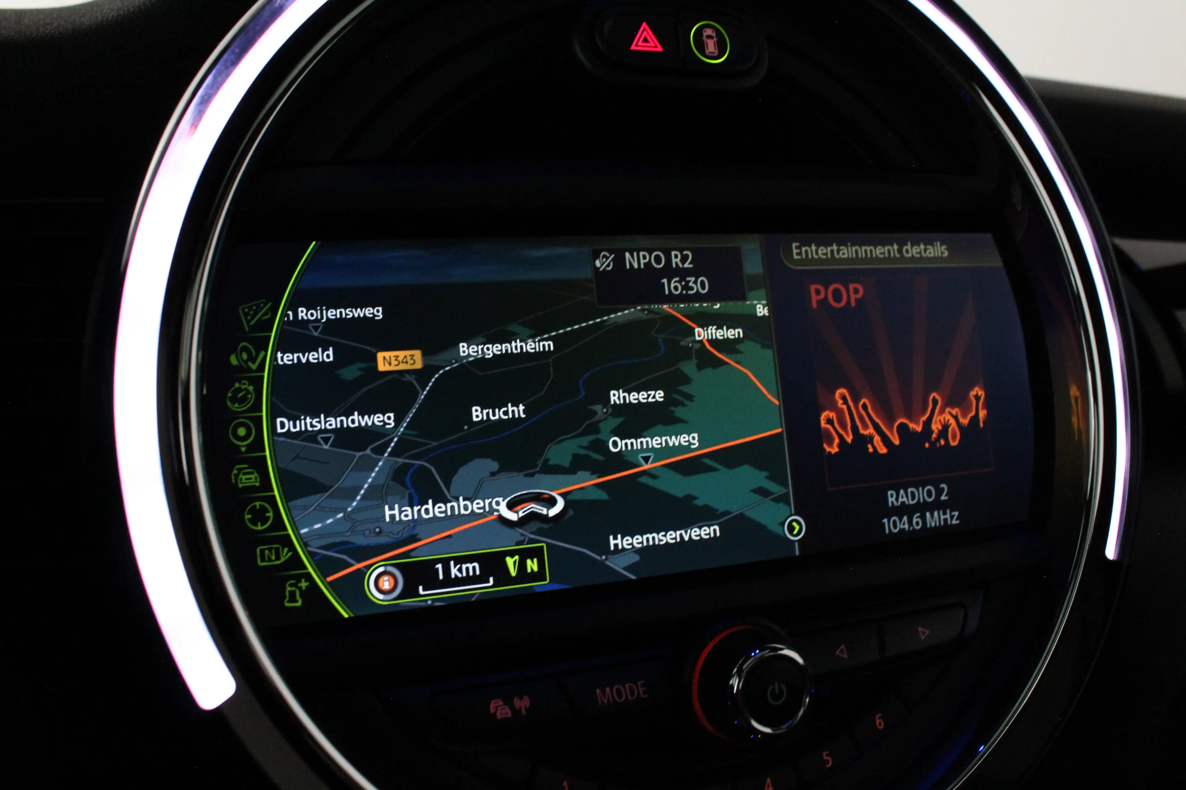 MINI Cooper S 2.0 Chili Serious Business  Head-up/Pano.schuif/H — photo 24