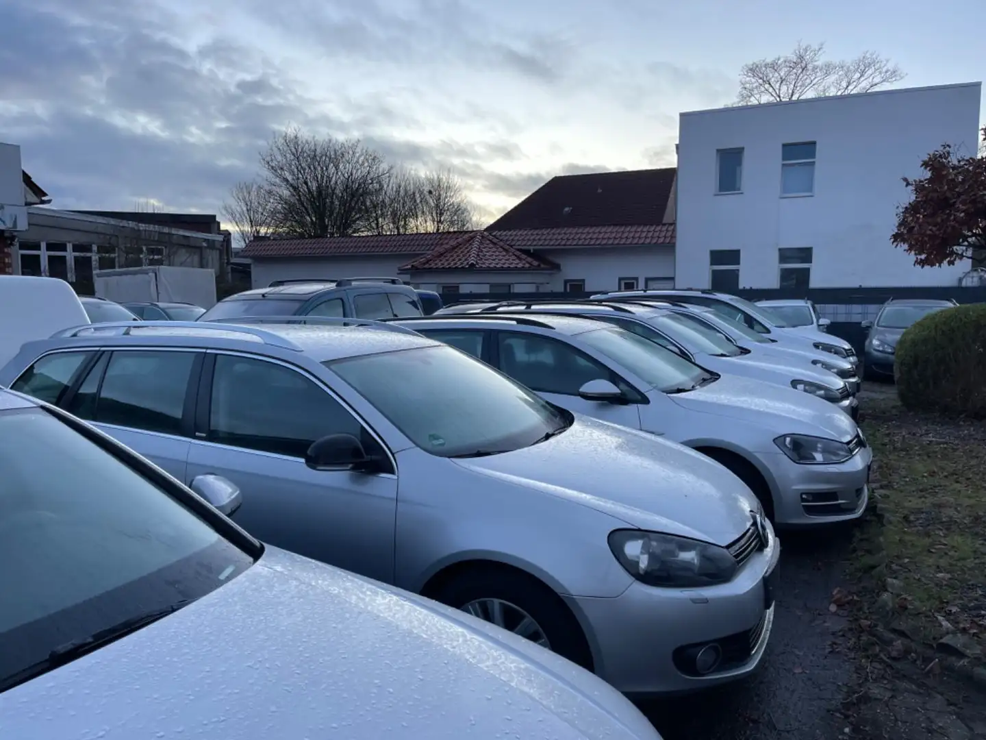 Volkswagen Golf VI Variant Style*Sitz.*Tempomat*Navi* Silber - 2