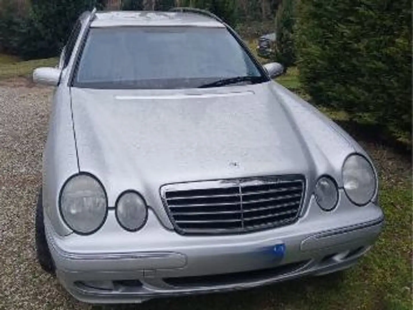 Mercedes-Benz 210/310 Classe E T-Model 270 T CDI Argintiu - 2