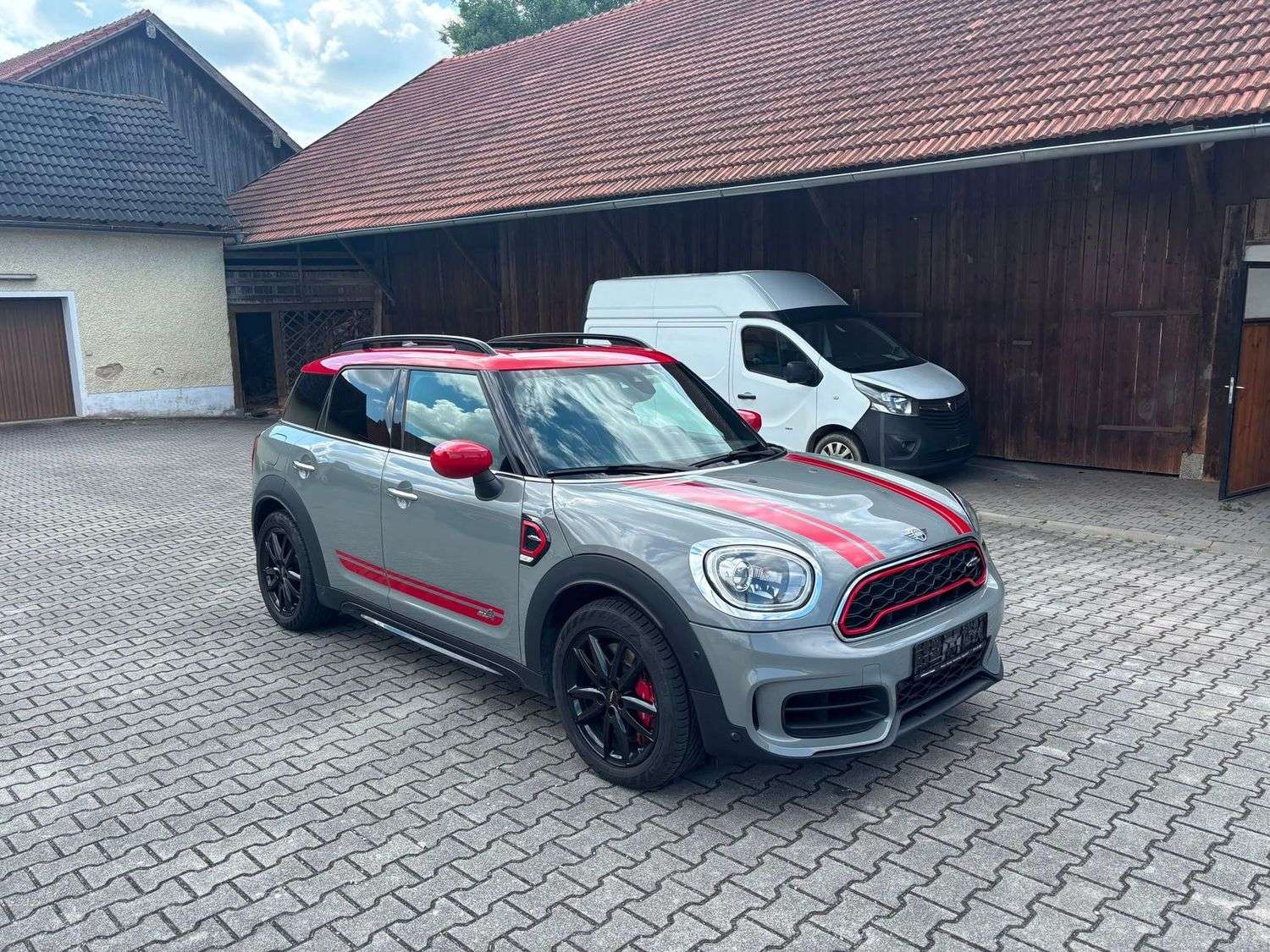 MINI John Cooper Works Countryman
